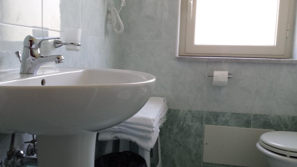 B&B Capo Sant'Alessio SantʼAlessio Siculo Chambre photo
